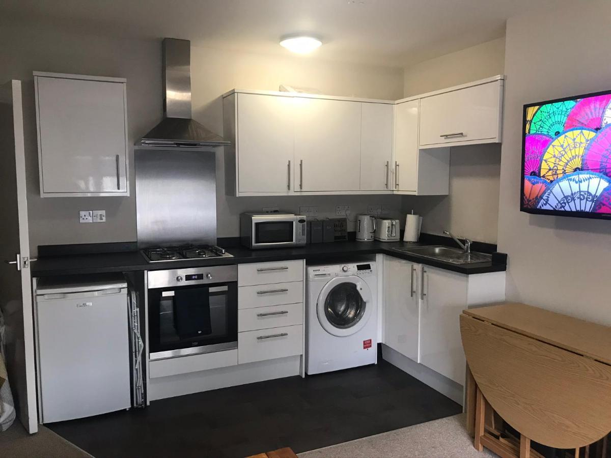 St Margaret'S Ground Floor And Lower Deck Apartment ライド エクステリア 写真